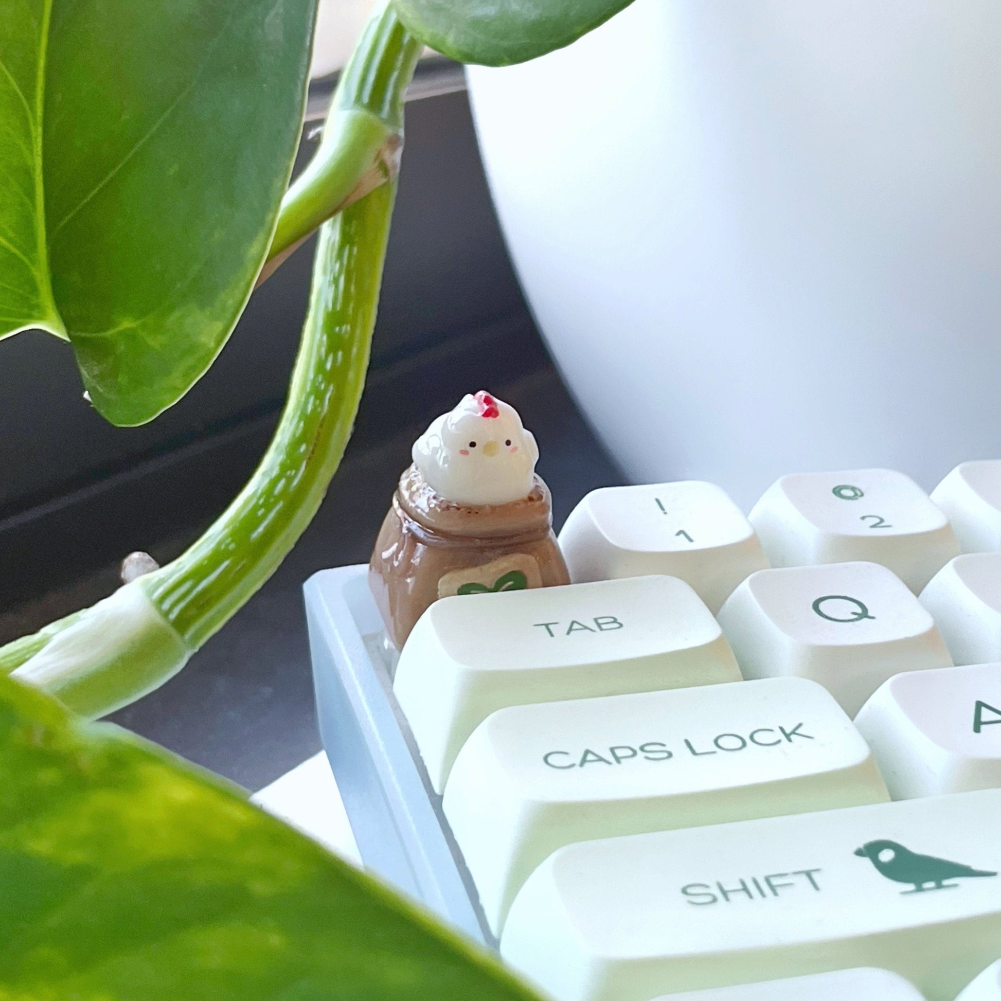 Chicken/Hen Artisan Keycap | Mechanical Keyboard Cherry MX compatible