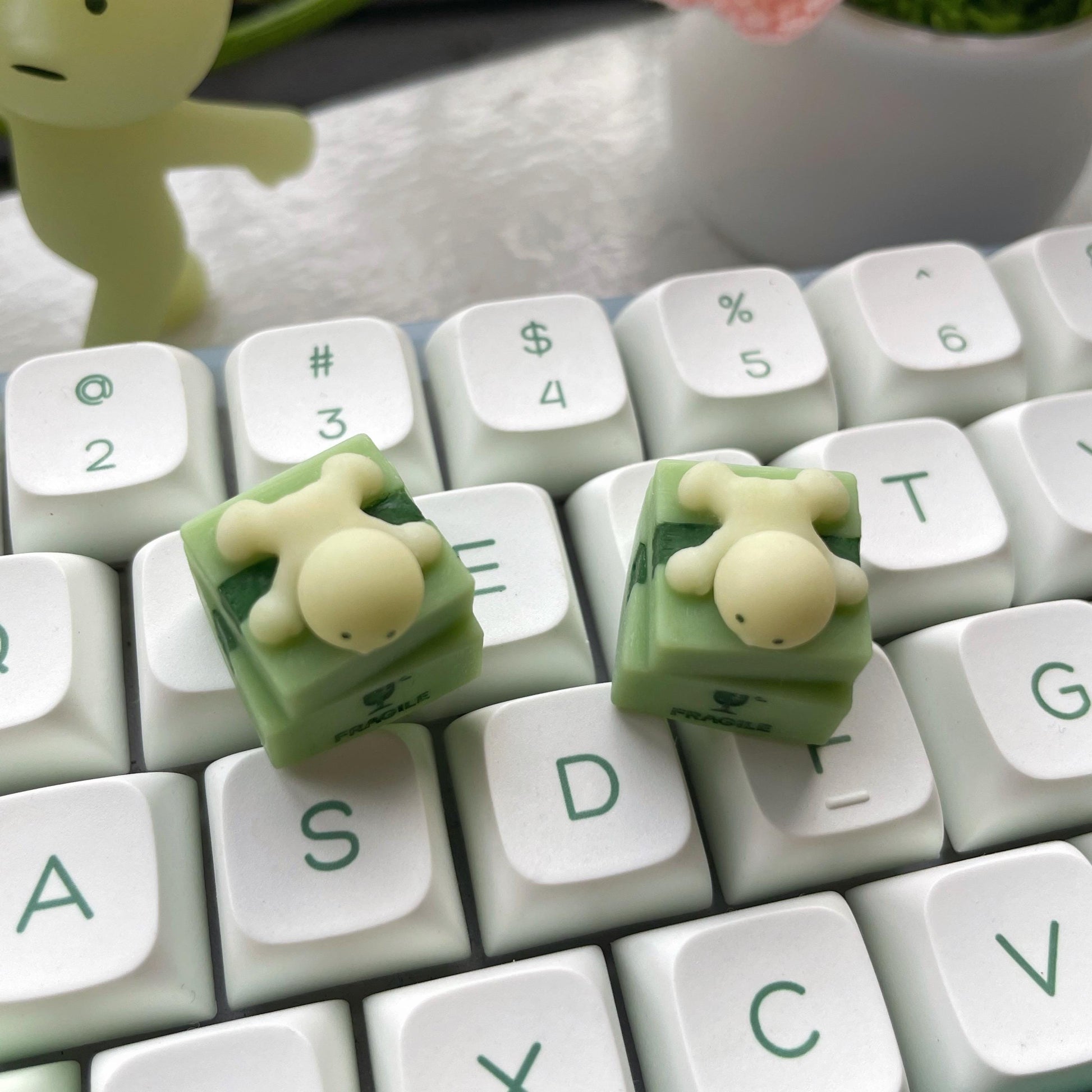 Smiski Artisan Keycap | Mechanical Keyboard Cherry MX compatible