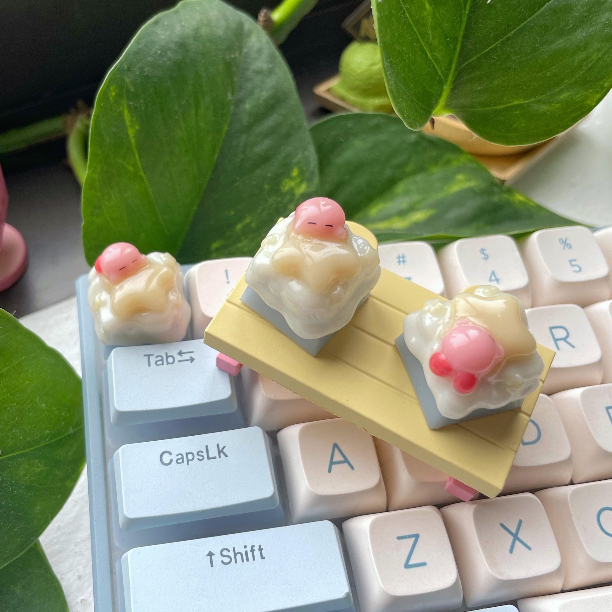 Cute Kirby Artisan Keycap | Mechanical Keyboard Cherry MX compatible