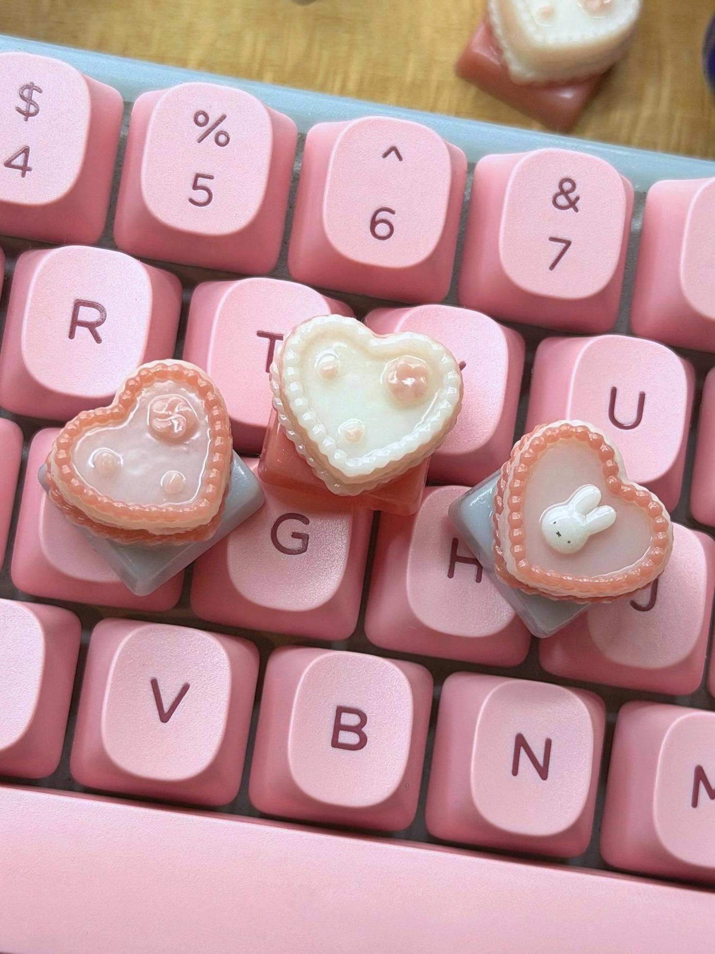 Vintage Heart Cake Artisan Keycap | Mechanical Keyboard Cherry MX compatible | Valentines Day Launch